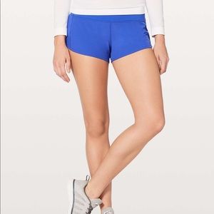 lululemon speed up shorts 2.5
